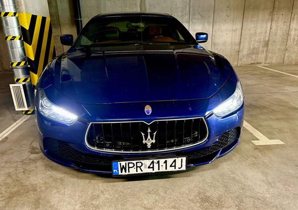 Maserati Ghibli cena 75000 przebieg: 235000, rok produkcji 2015 z Radom małe 191